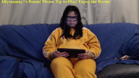 Snapshot of allyssamay chatting on 22, 1, 2025 Allyssamay online show from 22, 1, 2025