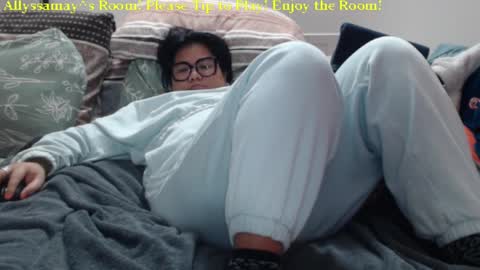 Snapshot of allyssamay chatting on 4, 2, 2025 Allyssamay online show from 4, 2, 2025