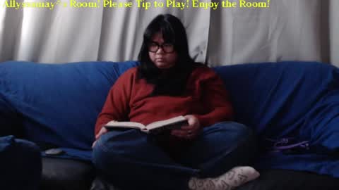 Snapshot of allyssamay chatting on 3, 3, 2025 Allyssamay online show from 3, 3, 2025