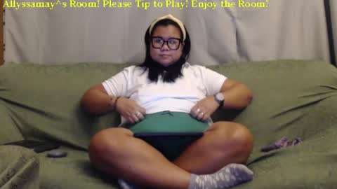 Snapshot of allyssamay chatting on 12, 9, 2025 Allyssamay online show from 12, 9, 2025