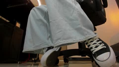 Snapshot of alma_fenix chatting on 11, 9, 2025 ALMA FENIX online show from 11, 9, 2025