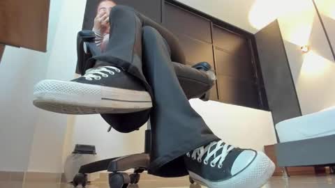 Snapshot of alma_fenix chatting on 12, 9, 2025 ALMA FENIX online show from 12, 9, 2025