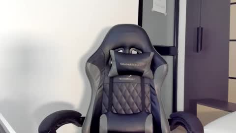 ALMA FENIX  online show from 7, 2, 2026