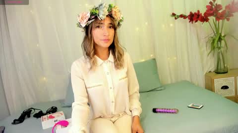 Snapshot of alma_rose_ chatting on 16, 4, 2026 alma_rose_ online show from 16, 4, 2026