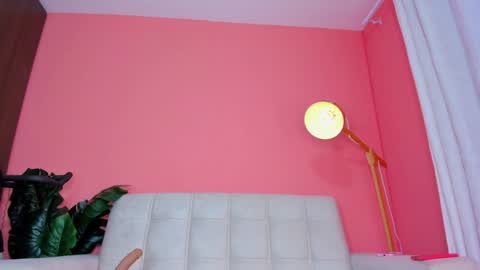 Snapshot of almacastillo2 chatting on 22, 1, 2025 Alma Castillo online show from 22, 1, 2025