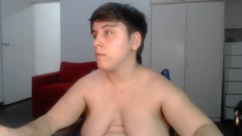 Almond online show from 22, 1, 2025