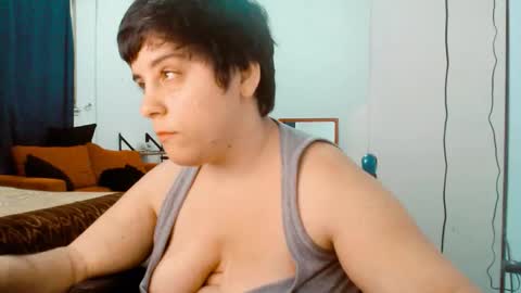 Almond online show from 25, 3, 2026