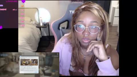 Snapshot of almostannabell chatting on 3, 8, 2026 Lilith Lavender online show from 3, 8, 2026