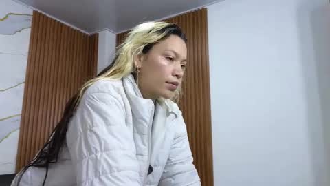 alonddra_tay online show from 27, 4, 2026