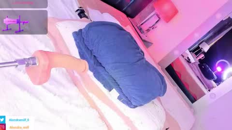 ALONDRAMILF online show from 30, 11, 2025