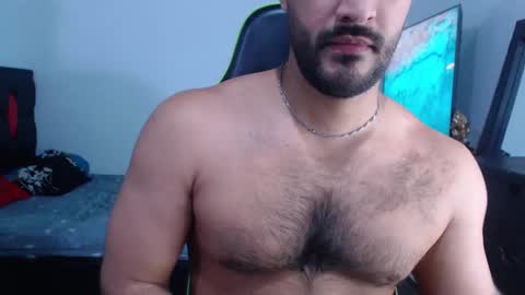 Snapshot of alonxoo chatting on 18, 12, 2024 alonxoo online show from 18, 12, 2024