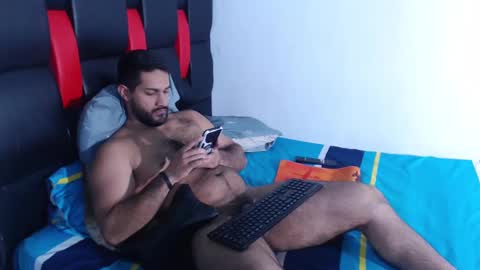 Snapshot of alonxoo chatting on 21, 2, 2025 alonxoo online show from 21, 2, 2025