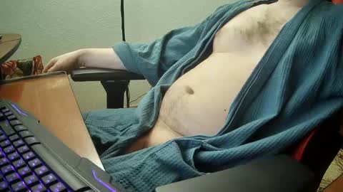 Snapshot of alonzomanly chatting on 4, 1, 2025 alonzomanly online show from 4, 1, 2025