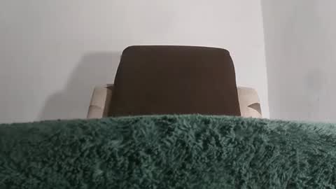 Snapshot of alotofcream chatting on 21, 10, 2025 alotofcream4u online show from 21, 10, 2025