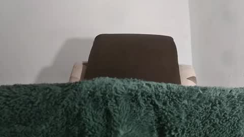 Snapshot of alotofcream chatting on 4, 11, 2025 alotofcream4u online show from 4, 11, 2025