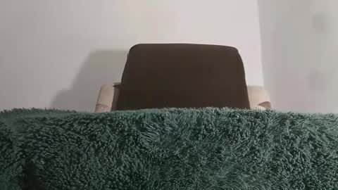 Snapshot of alotofcream chatting on 25, 11, 2025 alotofcream4u online show from 25, 11, 2025