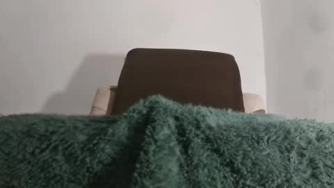 Snapshot of alotofcream chatting on 2, 12, 2025 alotofcream4u online show from 2, 12, 2025