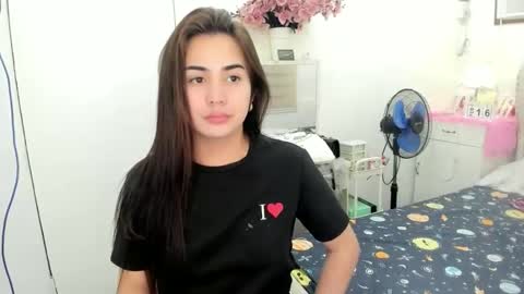 alovelydollnica online show from 16, 2, 2026