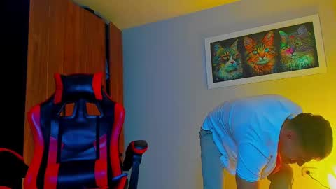 alpha_dominus_ online show from 4, 10, 2025