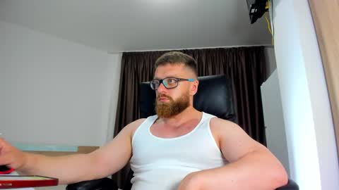 Alphaalexxx Lets reach Me 100 thumbs up online show from 2, 6, 2026