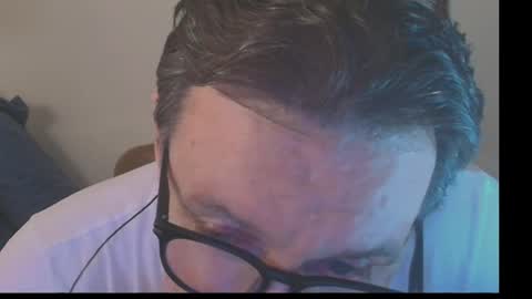 alphablue_wolf1295 online show from 10, 3, 2025