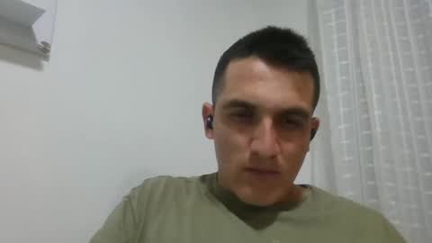 Snapshot of alphadesire69 chatting on 28, 10, 2025 AlphaDesire69 online show from 28, 10, 2025