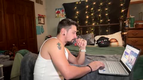 Snapshot of alphadomcole chatting on 19, 11, 2025 alphadomcole online show from 19, 11, 2025