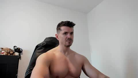 Snapshot of alphagodleatherking92 chatting on 9, 5, 2026 LeatherMaster online show from 9, 5, 2026