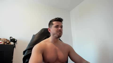 Snapshot of alphagodleatherking92 chatting on 29, 5, 2026 LeatherMaster online show from 29, 5, 2026