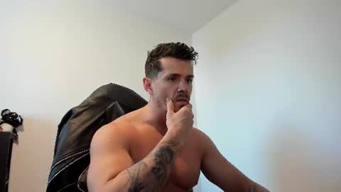 Snapshot of alphagodleatherking92 chatting on 14, 6, 2026 LeatherMaster online show from 14, 6, 2026