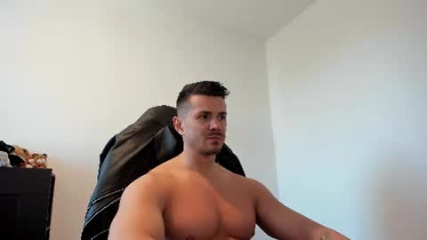 Snapshot of alphagodleatherking92 chatting on 19, 6, 2026 LeatherMaster online show from 19, 6, 2026
