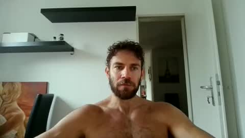 alphah_hunk online show from 9, 10, 2025