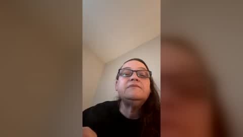 Snapshot of alphaluna709 chatting on 16, 6, 2026 alphaluna709 online show from 16, 6, 2026