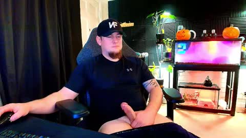 Snapshot of alphanuts101 chatting on 31, 10, 2025 Ryno online show from 31, 10, 2025