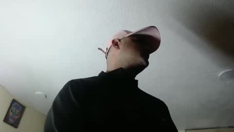 Snapshot of alphaswitchard chatting on 3, 10, 2025 ur god online show from 3, 10, 2025