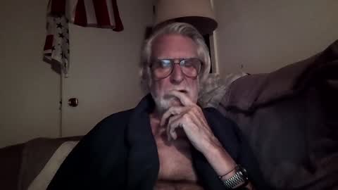 AlphaUniform online show from 10, 1, 2025