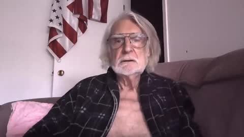 AlphaUniform online show from 18, 5, 2026