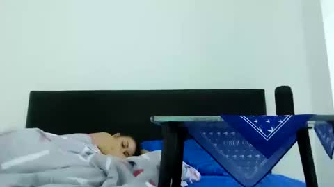 Snapshot of alpsxsiberia chatting on 17, 12, 2025 Dan Nati online show from 17, 12, 2025