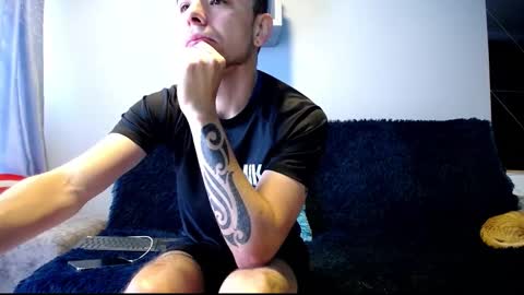 Snapshot of alrevex chatting on 25, 2, 2025 ALEX online show from 25, 2, 2025