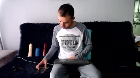 Snapshot of alrevex chatting on 26, 2, 2025 ALEX online show from 26, 2, 2025