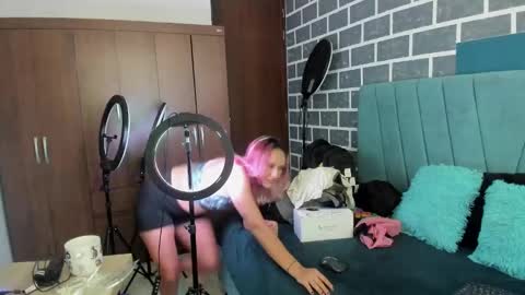 Alter  online show from 23, 9, 2025