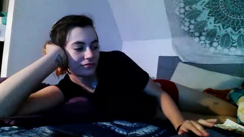 Snapshot of alternativeivy02 chatting on 16, 9, 2025 Ivy online show from 16, 9, 2025