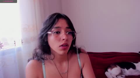 Snapshot of aluna_0310 chatting on 4, 12, 2024 . . online show from 4, 12, 2024