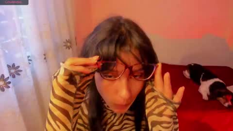 Snapshot of aluna_0310 chatting on 10, 2, 2025 . . online show from 10, 2, 2025