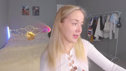 Snapshot of aluntick chatting on 13, 12, 2024 Amelia NEXT STREAM online show from 13, 12, 2024