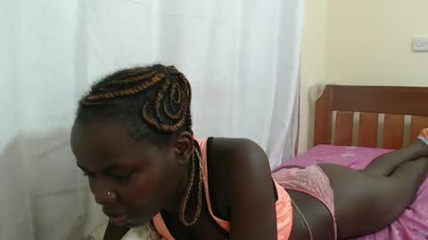 Snapshot of alvine_keji chatting on 24, 10, 2025 Alvine keji online show from 24, 10, 2025