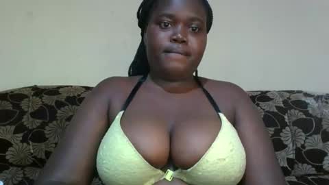 Snapshot of alyabeiby chatting on 28, 4, 2026 alyabeiby online show from 28, 4, 2026