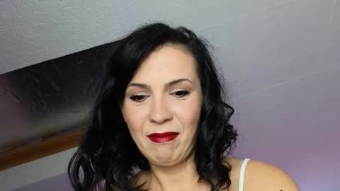 Snapshot of alyarei chatting on 19, 10, 2025 alyarei online show from 19, 10, 2025