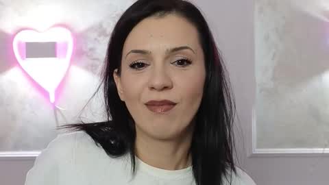 Snapshot of alyarei chatting on 9, 11, 2025 alyarei online show from 9, 11, 2025