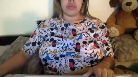 Snapshot of alynfoxx chatting on 9, 3, 2025 Alyn Maria online show from 9, 3, 2025